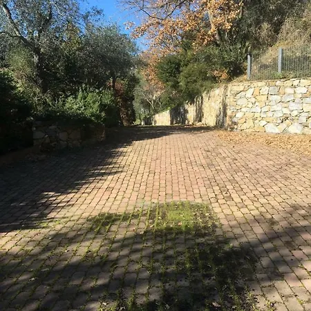 Oasi Di Pace Con Parcheggio. Diano San Pietro